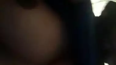 Desi office girl showing big boobs viral clip