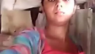Desi village girl show her boob selfie cam video