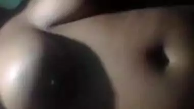 Hot XXX close-up video of Desi village girl posing nude at home