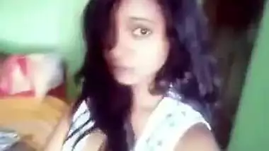 Delhi College Girl Giving Nude video Call