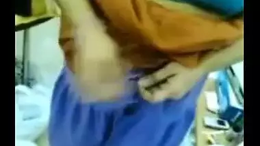 Aged Surat Indian aunty sex video with neighbour