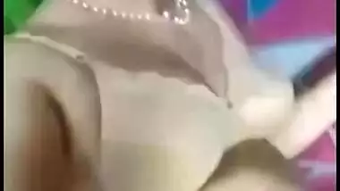 Desi Sex Choti Babhu Ko Susar Ji Ke Samne Nanga Hona Pada Anne Nhi Aayi Video Banai