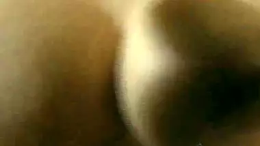 Bollywood actress Sunny Leone squeezes her juicy boobs