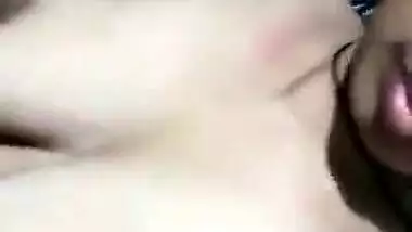 Milky white skin toned GF nude viral MMS