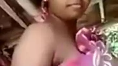 Dehati desi boudi from Bangladesh exposing natural nude figure