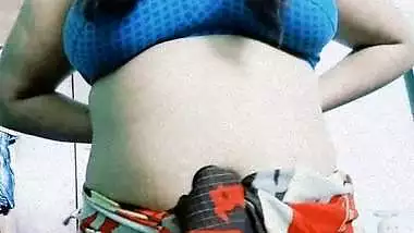 Chubby girl removing saree and big boobs showing