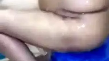 Desi didn't expect man would film a sex video of her naked XXX body