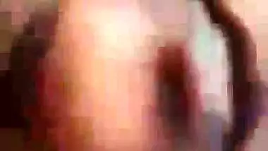 Milf from Madurai enjoys Tamil sex with her neighbor