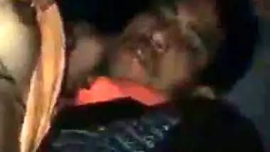 Desi Lover biting nipple Jio sex video