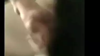 Delhi Girl Pissing & Bathing Indian Sex Movie