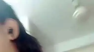 Big boob girl shows her boobs on a video call sex