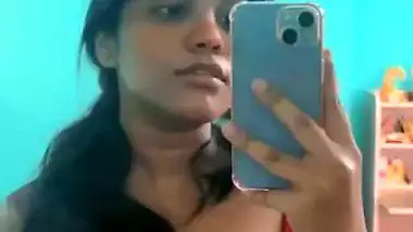 Indian nude selfie videos of big boobs GF viral xxx