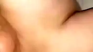 Desi bhabi show her big boob