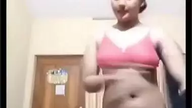 Desi cute bhabi hry pussy