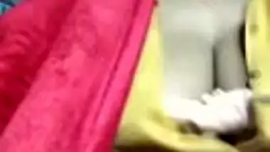 Cute Desi Girl Showing Boobs