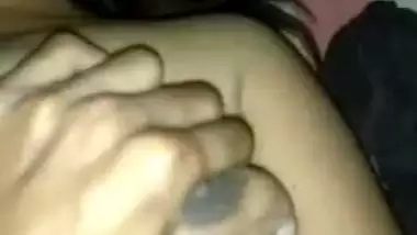 Maharashtrian girl enjoys her first GF BF sex at home