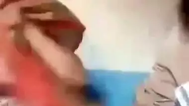 Pathan fucks his neighbor’s wife in Pakistani sex MMS