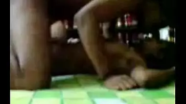 Cousin brother ne apne sister se Chudai ki aur chut ki seal thordi