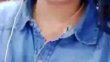 Bengali college girl shows big boobs on video call