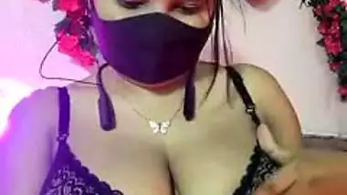 Huge boobs BBW live cam nude masturbation and fucking