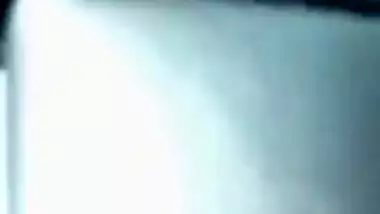Guy Enjoyed Her Lover In Car