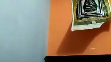 Fingering video of Tamil aunty from south India