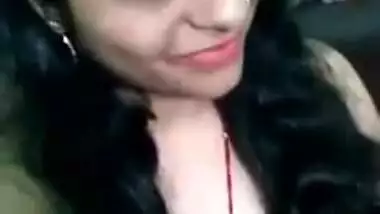 Desi Bhabhi striptease selfie MMS movie