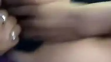 Today Exclusive-sexy Desi Bhabhi Showing Her Boobs And Pussy To Dewar Part 1