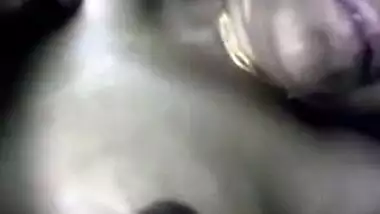 Sexy Aunty Inspected by neighbour 