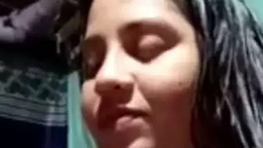 Chubby village aunty shows nude figure on video call