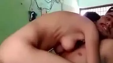 Horny Indian girl loves to fuck her Bf from top