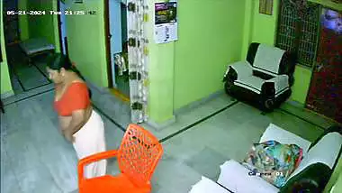 Mature aunty in blouse changing dress nude show