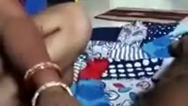 Village lady rides on husband’s cock in Bihari sex video
