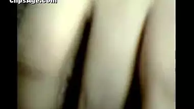 Exploring juicy wet cunt on free porn tube