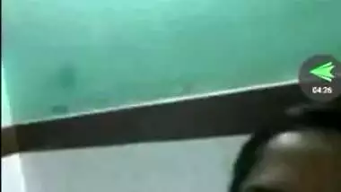 Nude boobs and XXX pussy of hot Desi model are shown for webcam