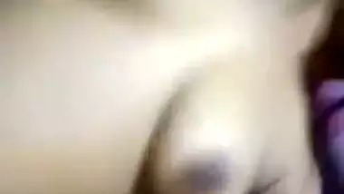 Cute College Girl Showing Her Nude Body