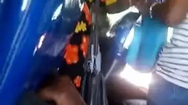 Sri lankan bus