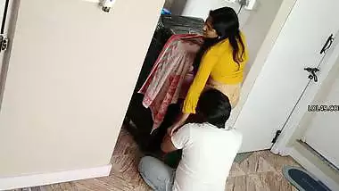 8-inch long dick fucking bhabhi mouth and pussy