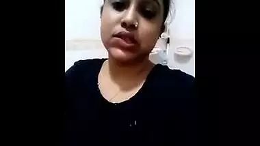 Mallu college girl’s naked selfie MMS